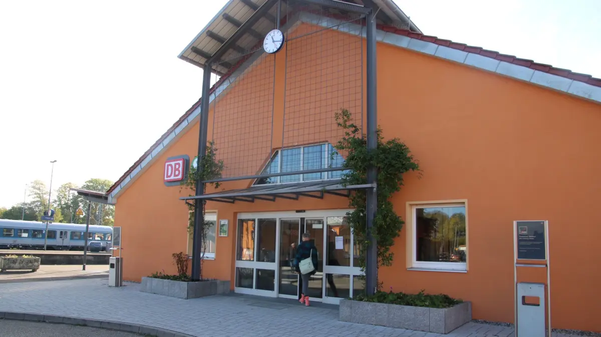 Bahnhof