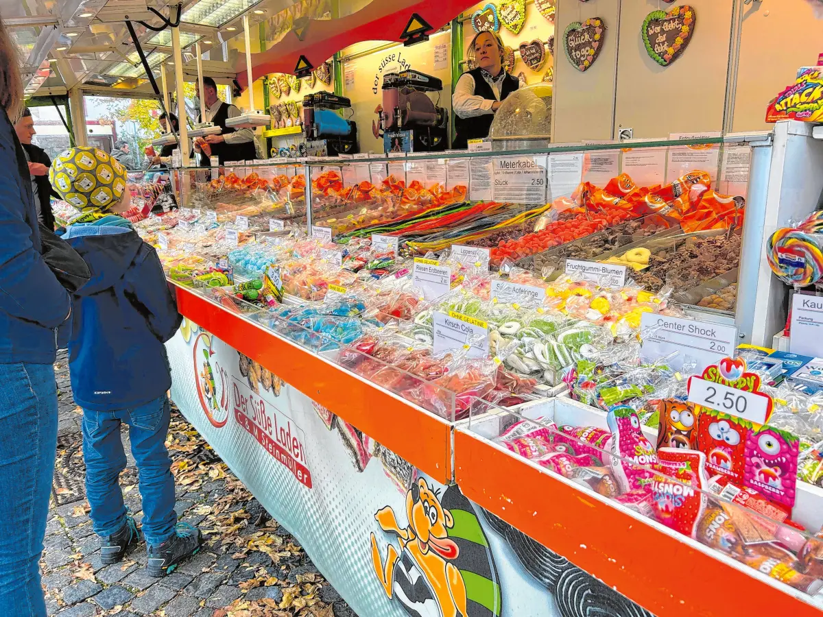 Zuckerschock mit Tradition: Hier ist die Kirchweih besonders süß.⇥Foto: Ulrike Hoche