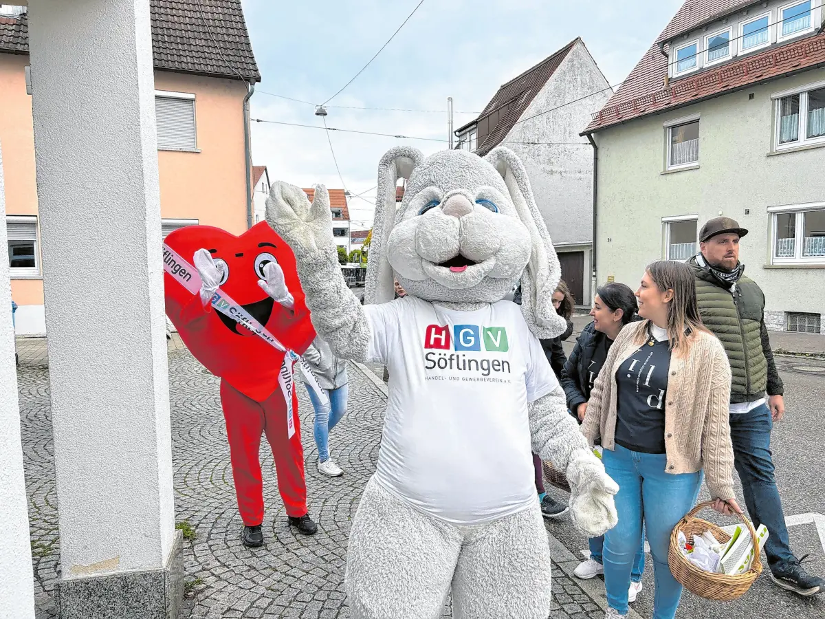 Wer das HGV-Maskottchen trifft, wird freundlich begrüßt und vielleicht gibt es einen HGV-Gutschein?