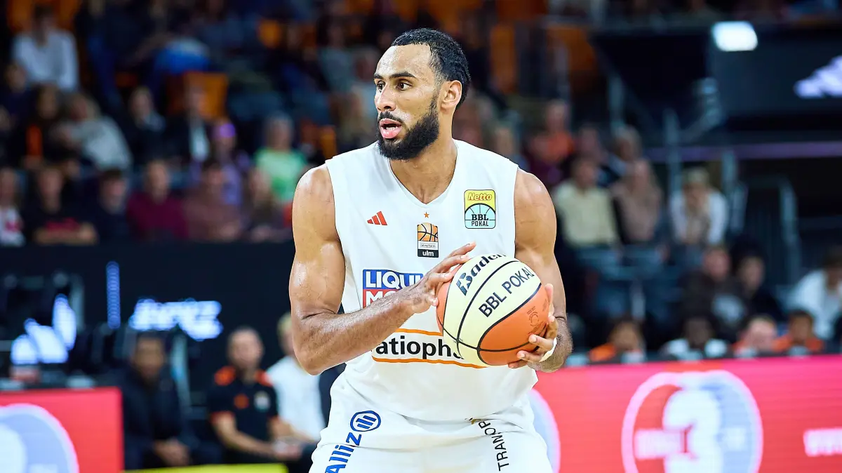 GER, Ratiopharm Ulm vs. Phoenix Hagen, Basketball, BBL Pokal, Spielzeit 2026/2027, 17.10.2026: Portrait, Portraet, Freisteller von Armel Traore (ratiopharm ulm, #94)
GER, Ratiopharm Ulm vs. Phoenix Hagen, Basketball, BBL Pokal, Spielzeit 2026/2027, 17.10.2026
Foto: Eibner-Pressefoto/Gerald Oelze-de Stoppany