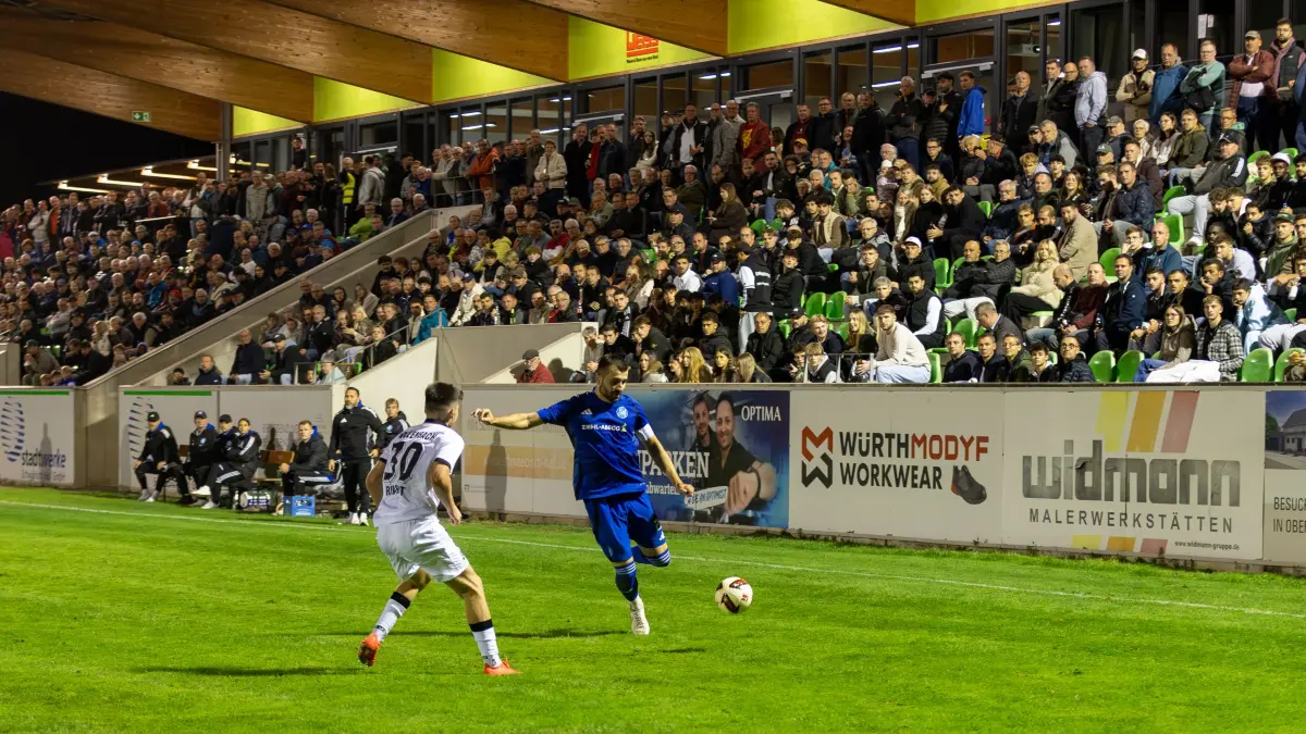 Fußball Verbandsliga Sportfreunde Schwäbisch Hall - FSV Hollenbach, 0:2, Optima-Sportpark