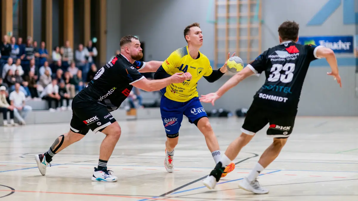 SG Lauterstein vs. TSV Deizisau, Handball, Verbandsliga, Baden-Wuerttemberg, 4. Spieltag, 16.10.2026,: Mario Koelle (SG Lauterstein, #44),
SG Lauterstein vs. TSV Deizisau, Handball, Verbandsliga, Baden-Wuerttemberg, 4. Spieltag, 16.10.2026,
Foto:MaxMedia-Productions/Max Vogel
