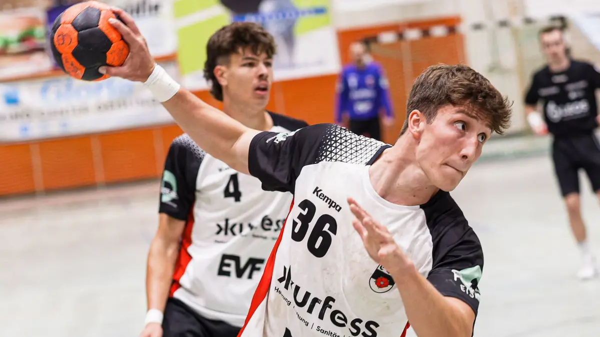 Handball Verbandsliga: Handball Verbandsliga; TV Altenstadt - HV Rot-Weiß Laupheim;
Nico Schrenk (TV Altenstadt, #36);
17.10.2026; Michelberghalle; Geislingen.
Foto: Thomas Madel