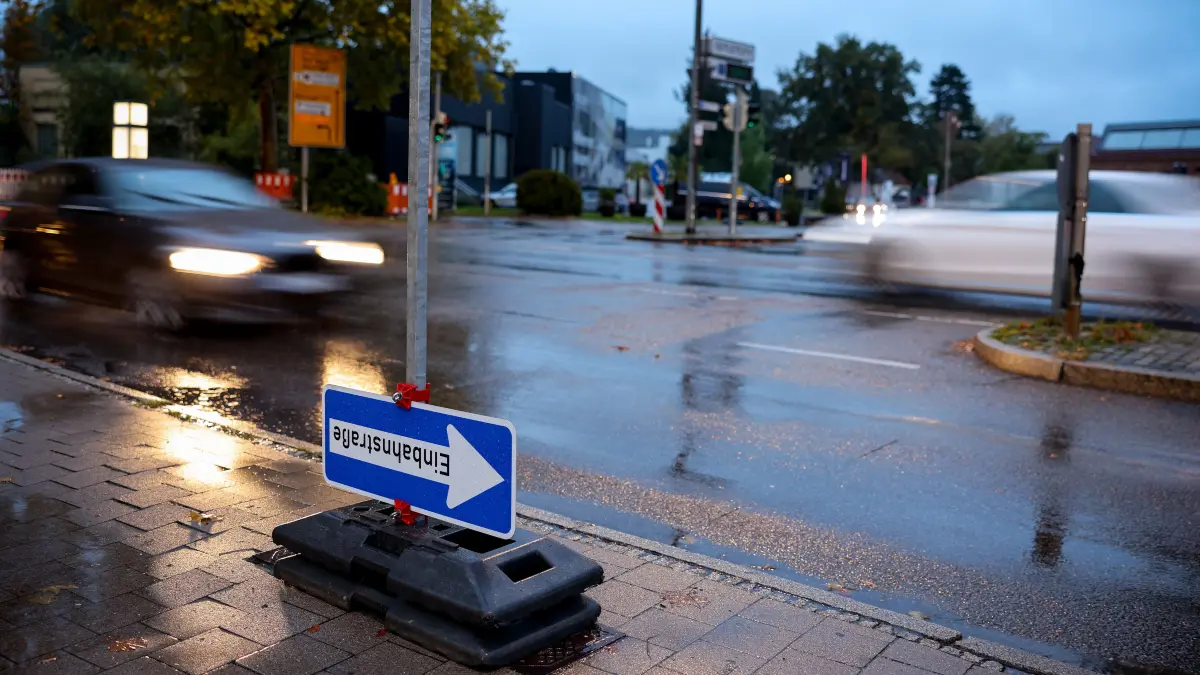 Die neue Ladestation ist eine von vier DC-Schnellladern, die im Ladenetz Metzingen entsteht. Am 2. November beginnt der nächste Bauabschnitt.