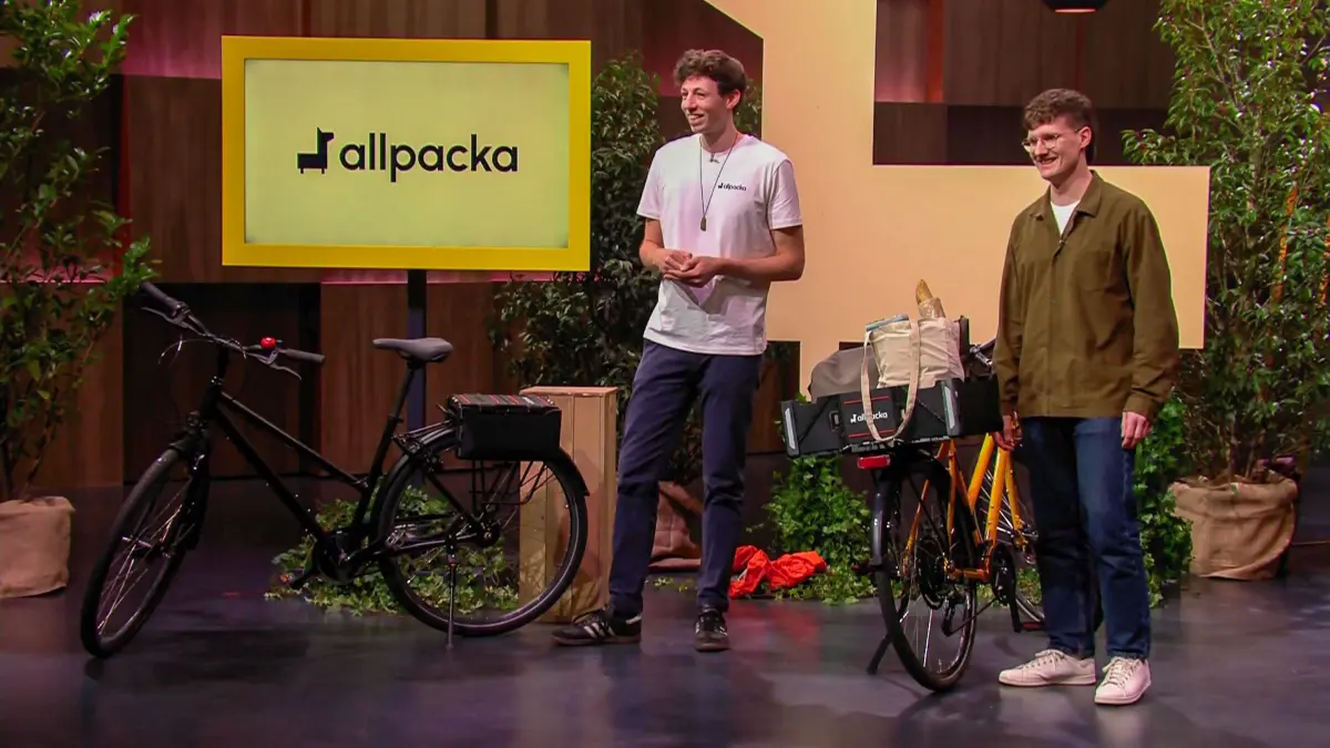 In „Die Höhle der Löwen“ präsentiert ein Gründer-Duo sein Start-up allpacka One.