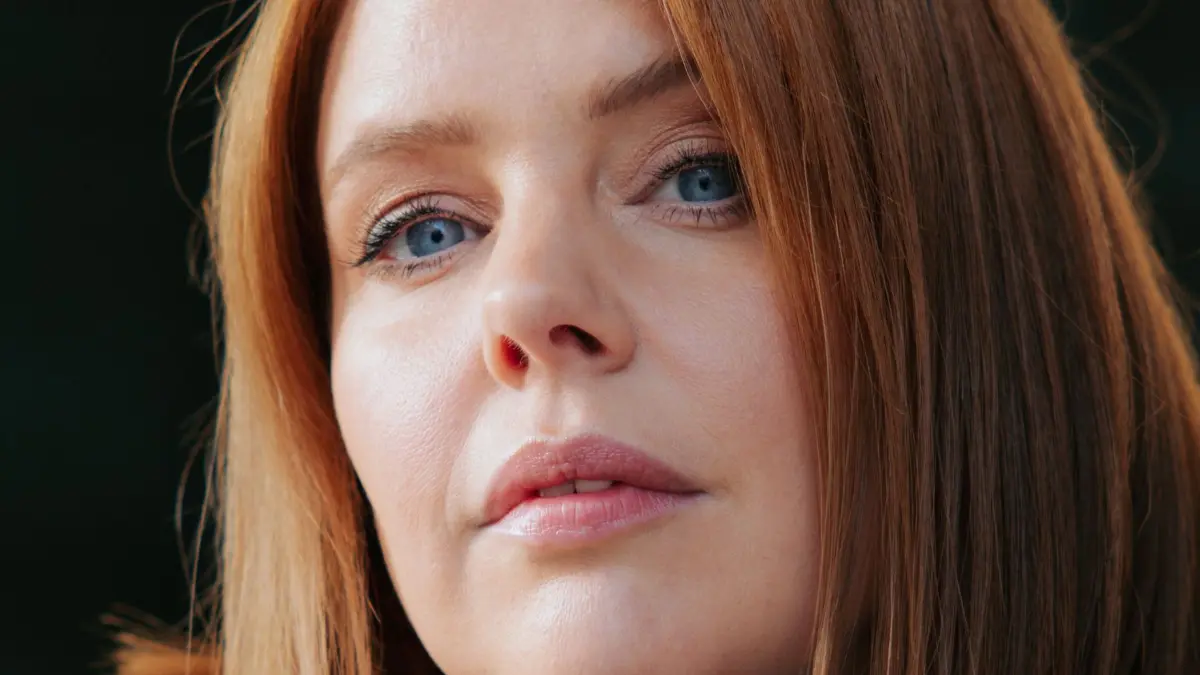 Olivia Marei verkörpert die GZSZ-Rolle Toni Fritsche.