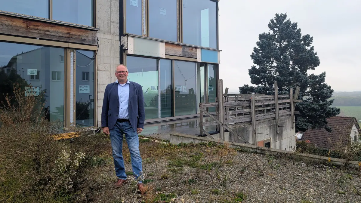 Züfle Eigentümer Sintschikin Villa
