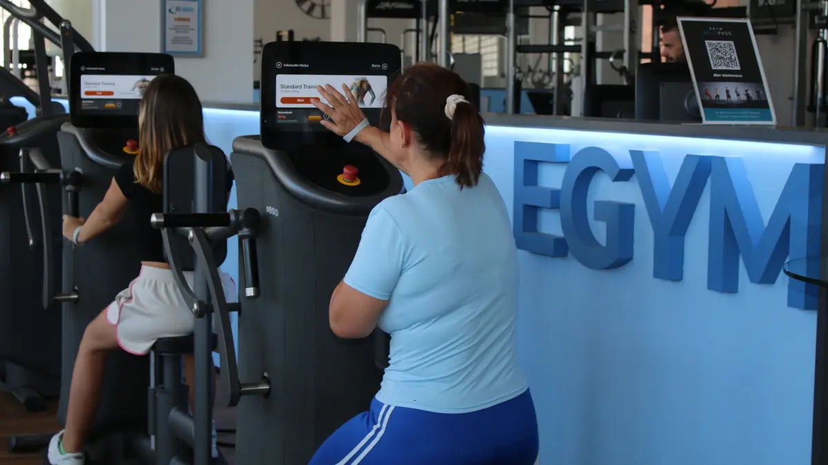 Die EGYM-Geräteparks ermöglichen präzises und individuelles Training.