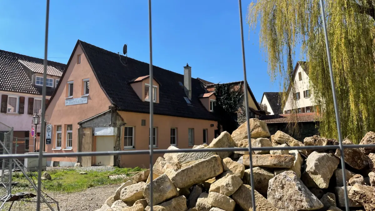 (ohne Überschrift): Vorsicht: Dieses Foto ist möglicherweise nur für den einstigen Verlag Schwäbisches Tagblatt verwendbar. Die Zukunft der Bierhalle ist ungewiss. Bild: Uschi Hahn