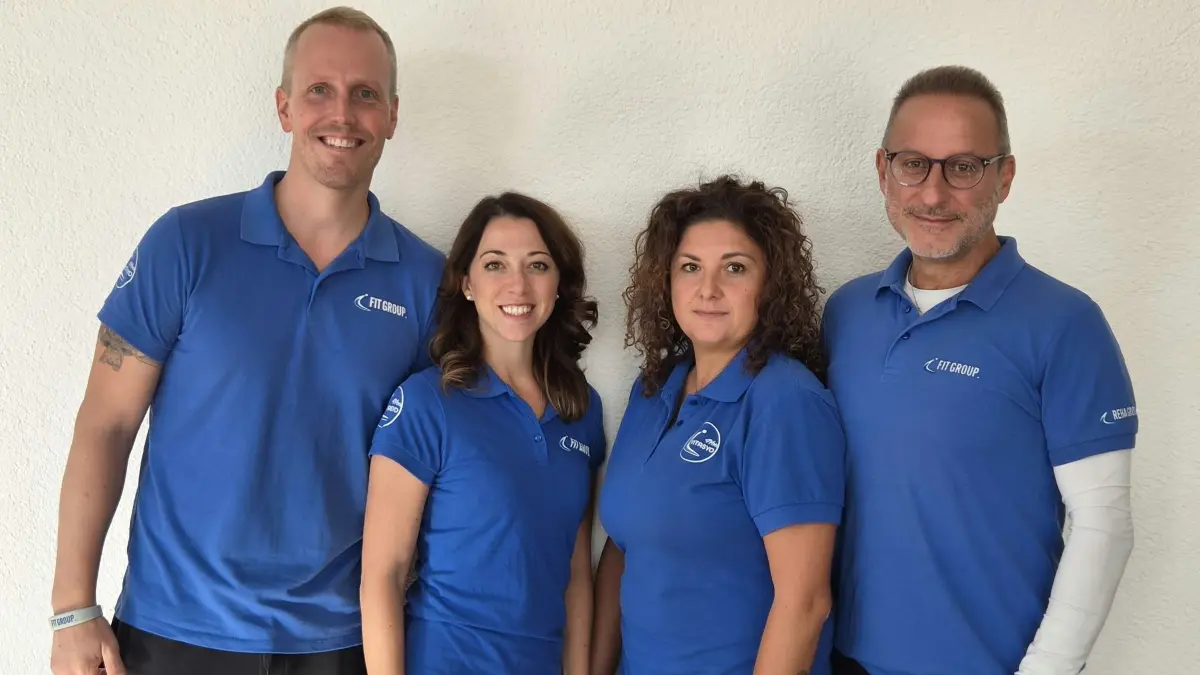 Philipp Hehl und Leonardo Manna mit ihren Ehefrauen Giulia Damiano und Laura Callegari.