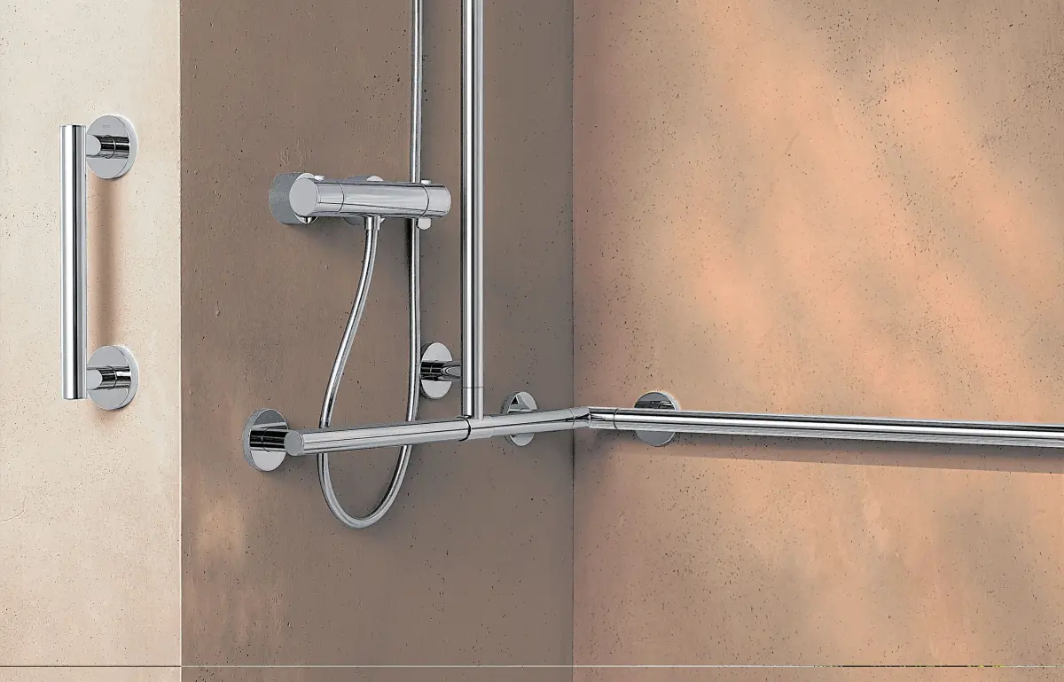 Barrierearmes oder barrierefreies Bad: Praktische Ausstattung trifft schöne Optik. Die Handwerksbetriebe informieren dazu gerne. ⇥Foto: Hersteller