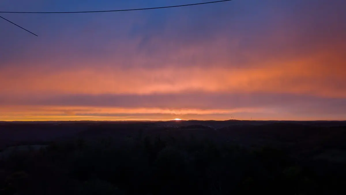Morgenrot am Freitagmorgen über Stuttgart.