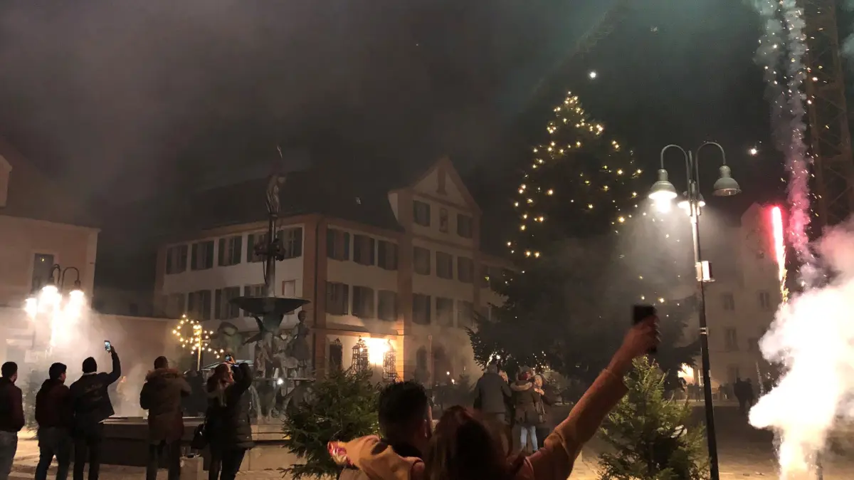 Silvester Ehingen Marktplatz 2019 auf 2020: Silvester Ehingen Marktplatz 2019 auf 2020