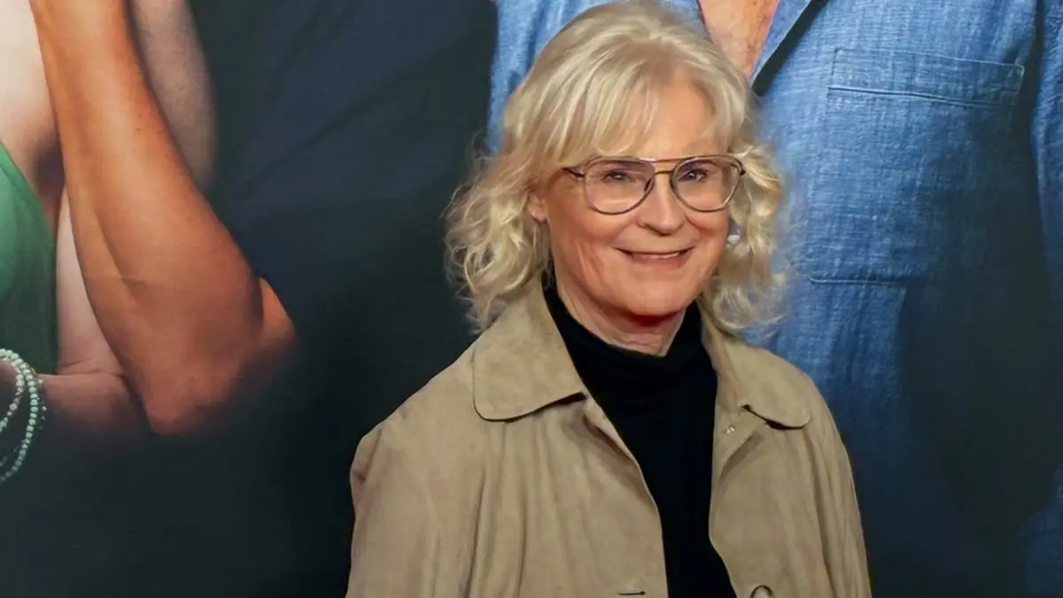 Christine Lambrecht, ehemalige Bundesministerin der Verteidigung, ließ sich die Berlinpremiere von „Der perfekte Urlaub“ im Zoo Palast nicht entgehen.