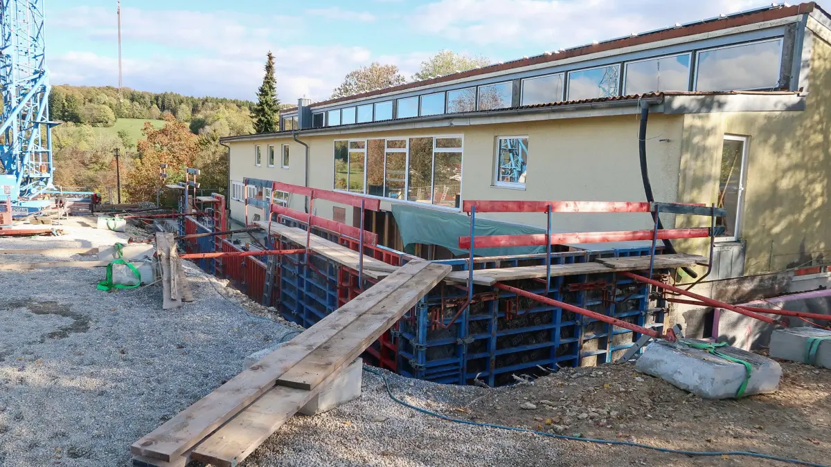 Der Aus- und Umbau der Grundschule in Treffelhausen kommt zügig voran.