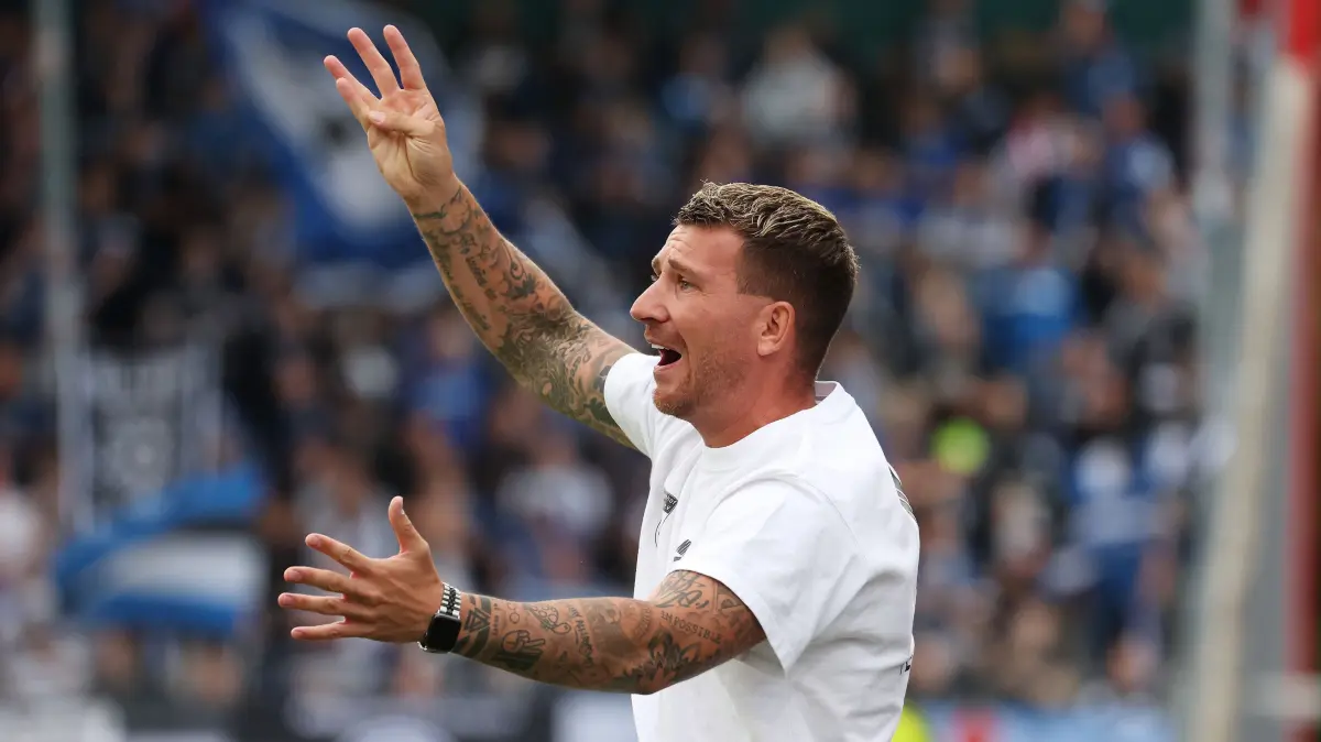 Der Hochdorfer Pascal Reinhardt (34), Trainer des Fußball-Drittligisten SG Sonnenhof Großaspach, musste am Wochenende die höchste Niederlage seiner Trainerkarriere verkraften: das 1:7 gegen Wehen Wiesbaden.