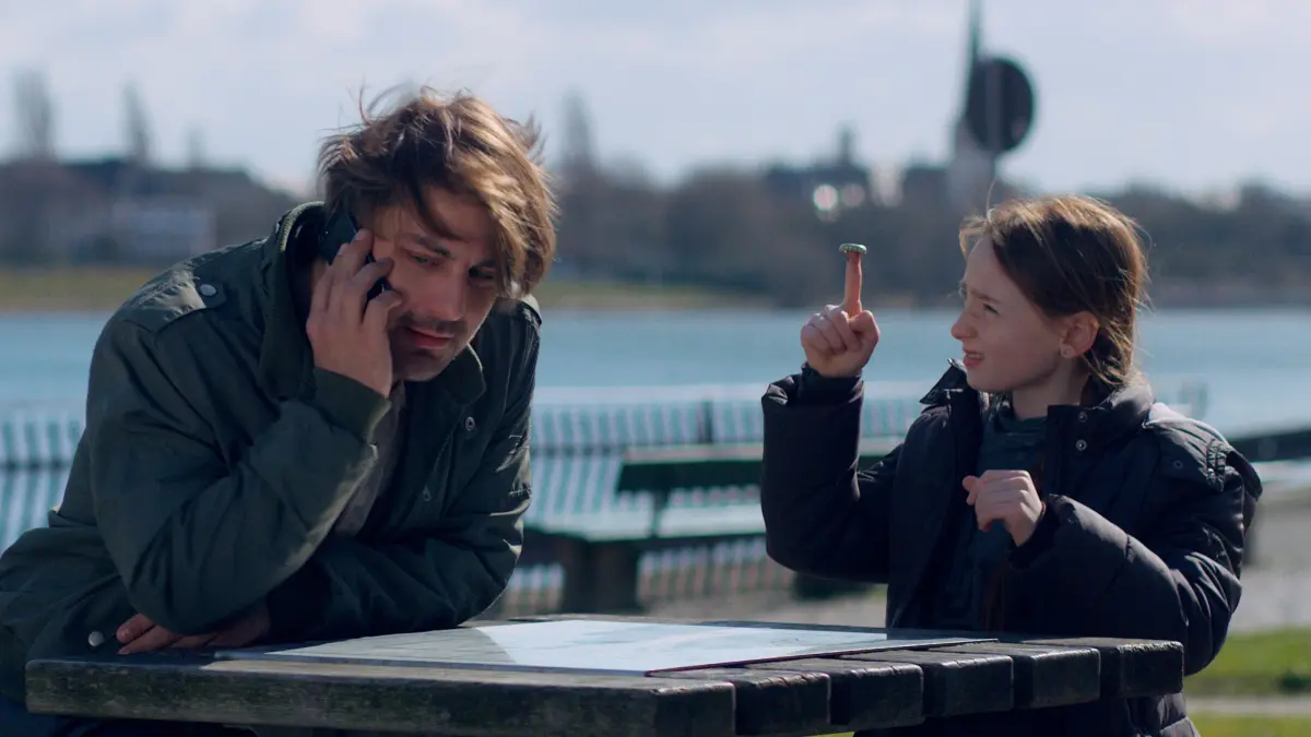 Zoey und Ben ist der zweite Langspielfilm von Alexander Conrads. Die beiden Hauptdarsteller werden von Zoe Lara Löhmann und Sebastian Borucki verkörpert.