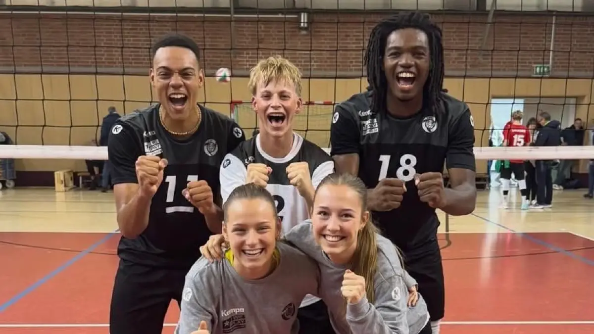 Das erfolgreiche U18-Quintett des TV Rottenburg beim Bundespokal in Schwerin: Nele und Enni Baur sowie Noah Althoff, Finn Hofmeester und Youcheu Kemtchu Kehdinga (jeweils von links).