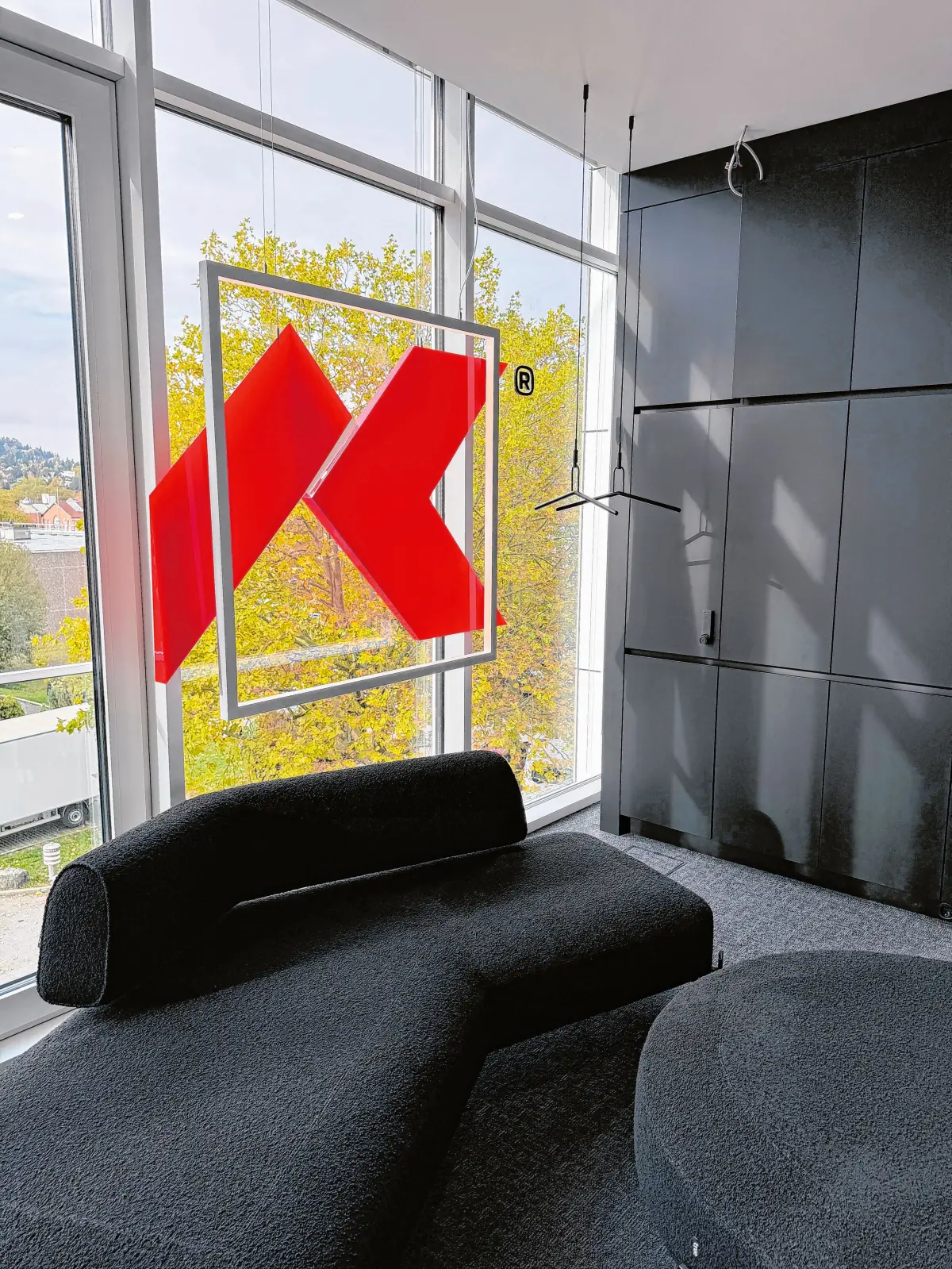 Firma Kocak bezieht ein neues Verwaltungsgebäude in ReutlingenInhaber Kocak mit Frau (Namen folgen)Foto: Natalie Eckelt⇥Natalie Eckelt